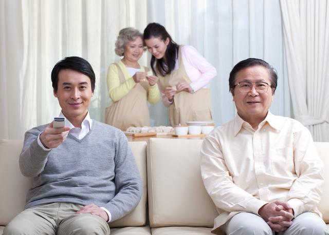 在加拿大闹离婚，却把中国公婆告上法庭?帮子女买房真的太难了