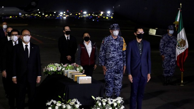 墨西哥新冠肺炎疫情：7月11日，在美国染疫身亡的墨西哥人骨灰被送回墨西哥城。（Reuters）