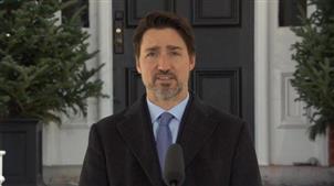 特鲁多宣布应急援助 820亿，协助加拿大人和企业度过病毒危机