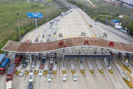 中国疫情将死灰复燃?专家:第二波感染无可避免