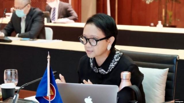 印尼政府谴责中国渔船公司虐待该国渔工致死！