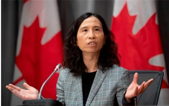 加拿大华裔首席卫生官是变性人？ 全网炸锅