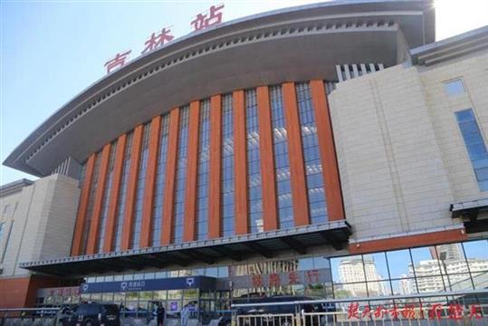 吉林市今日起全面封控，客运班车停运...