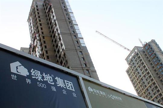 校花出轨绿地高管怀孕，但更大瓜不是这个