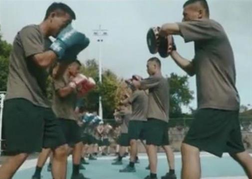 解放军驻港部队集训 称提升快速制敌能力