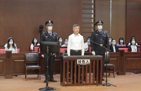 海口市委原书记张琦案开庭 被控收1.07亿余
