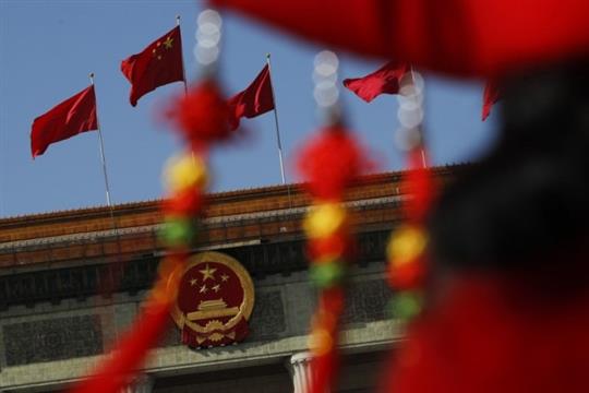 中国政府开始向海外工作者征税