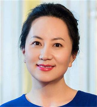 孟晚舟亲生母亲，省长的女儿孟军离婚后如何？