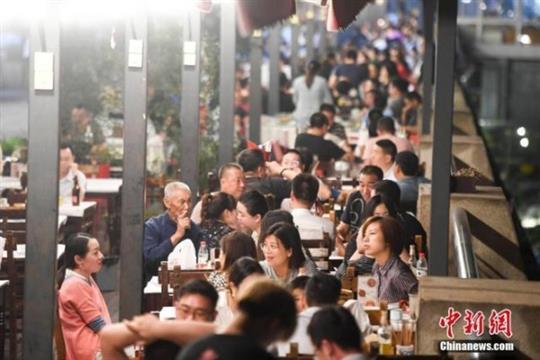 中国猪肉价格还涨吗?粮食库存够吗？