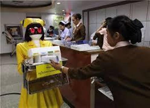 中国产“机器人护士”在西班牙医院上岗