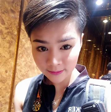 泰国“废妃”诗妮娜翻身在望？