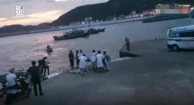 一对新人海边拍婚纱照落水 新娘及化妆师遇难