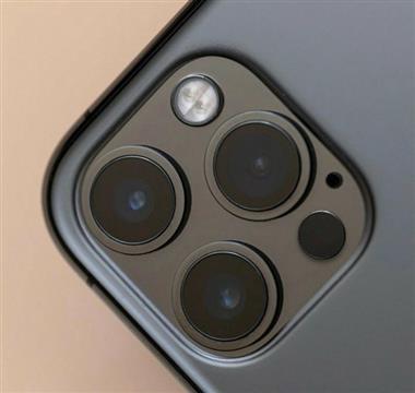 iPhone 12全系主打超薄设计 三摄防抖技术