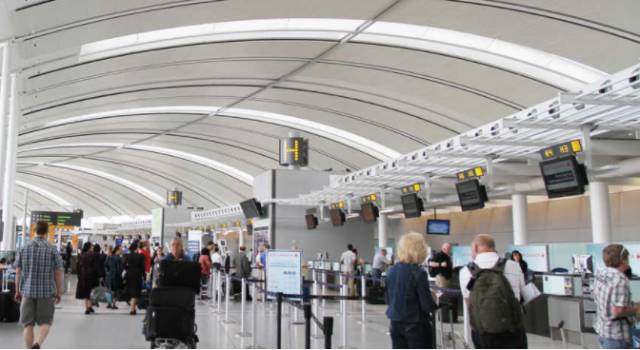 多伦多皮尔逊机场航班将涨价 机场建设费也涨