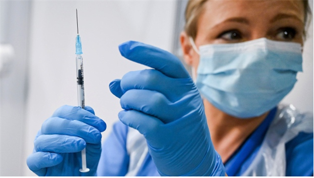 加卫生部警告：对新冠疫苗成分过敏者应避免接种