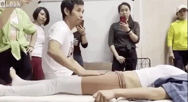“大师”手抵下体治病，女子全身狂抖20秒