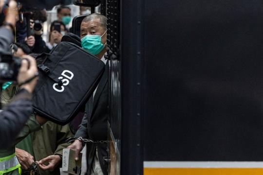 黎智英被判入狱一年，再被加控两项罪名
