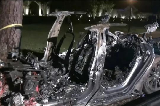 又死两人 美国警方明天将对特斯拉发出搜查令