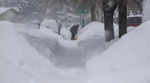 加拿大踏入春天 多地出现暴风雪